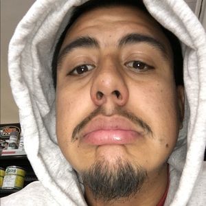 Meet your Posher, Max